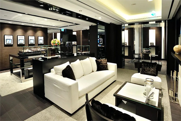 福建福州万国专修店在哪里